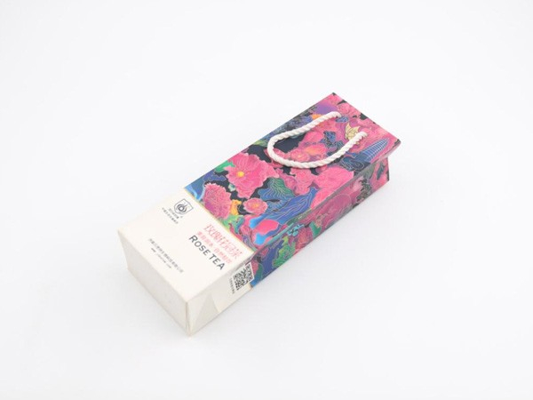 要想包裝禮品盒定做好，創(chuàng)意插畫少不了