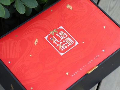 濟(jì)南茶葉包裝盒生產(chǎn)廠(chǎng)家為高端禮盒提高產(chǎn)品價(jià)值感